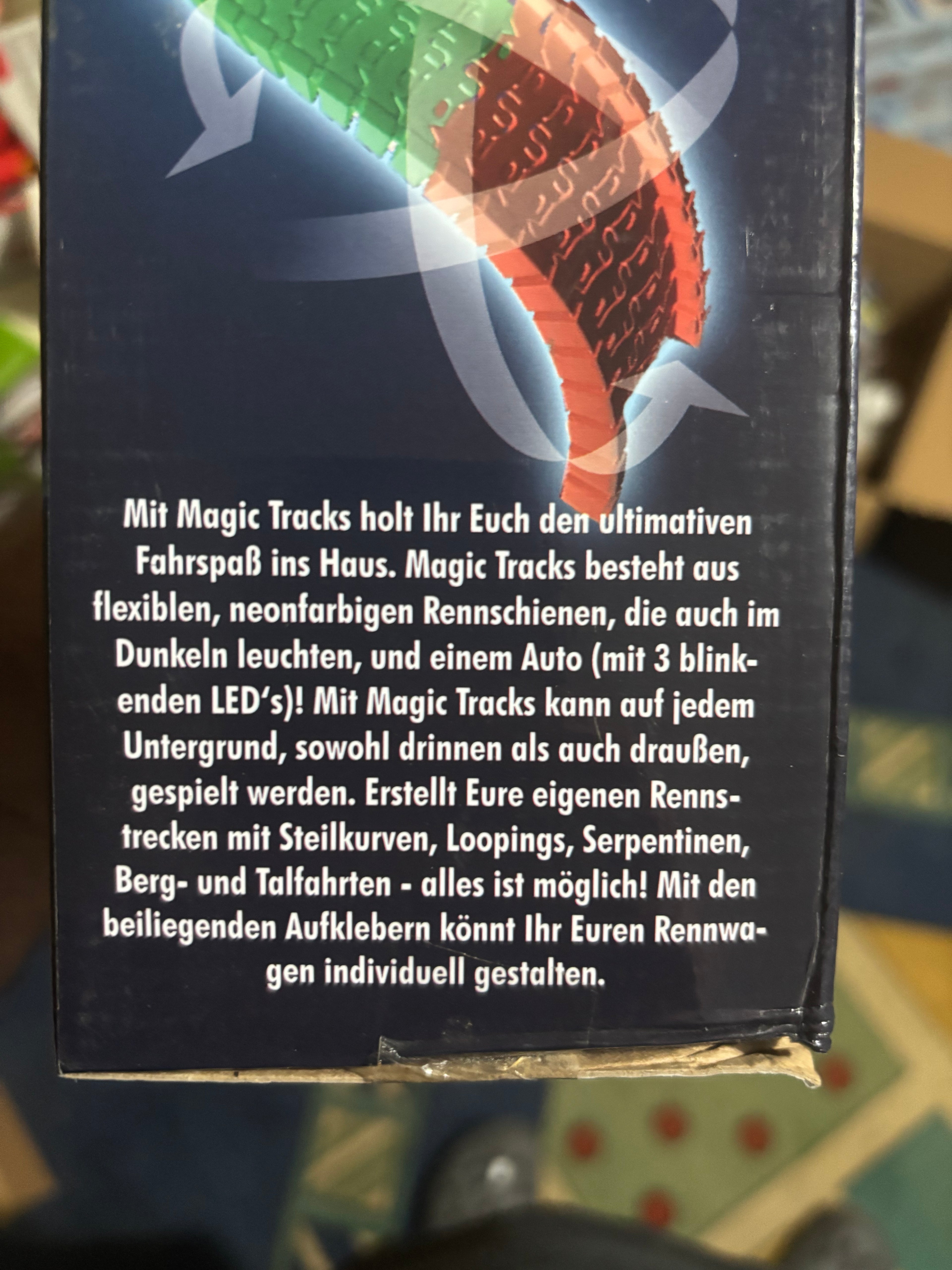 Magic Tracks Set 180 inkl. 1x Auto Spielzeug Motorsport LED flexibel