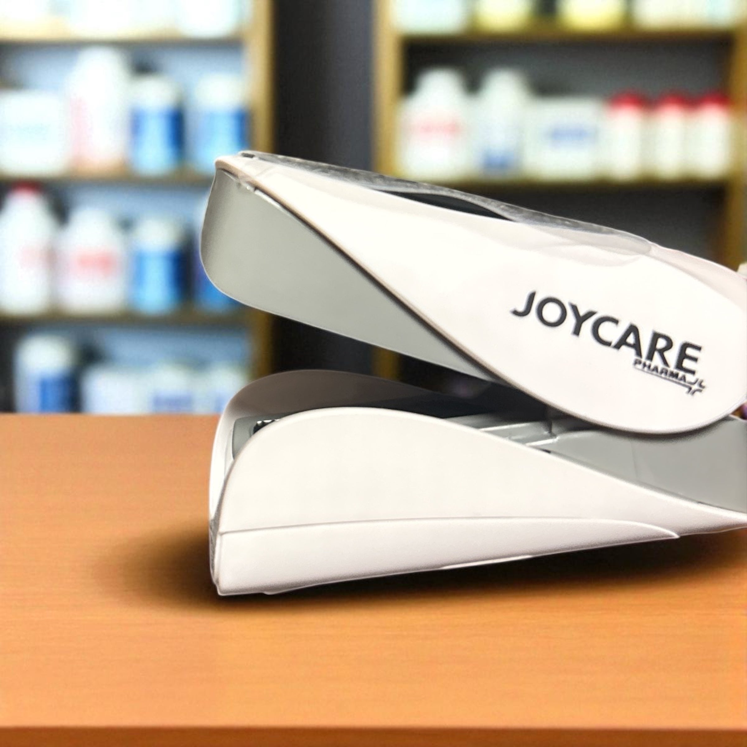 Joycare Fingertip Pulse Oximeter, ein Pulsoximeter für den Finger. Sauerstoffsättigung im Blut und die Herzfrequenz misst.