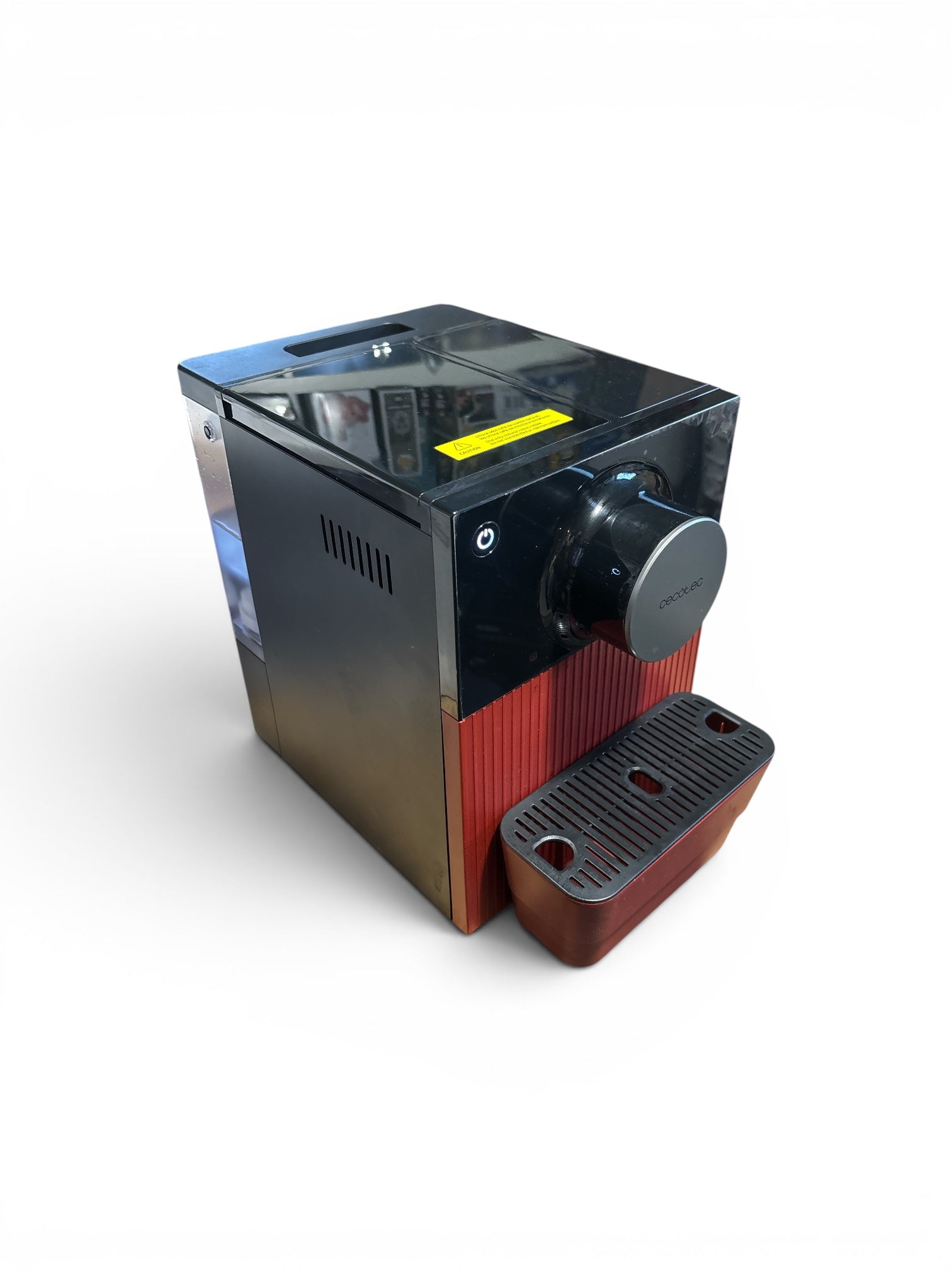 Kaffeevollautomat der Firma Cecotec, Model  Cremmaet Cube Red. 1350 W, Zustand: Gebraucht: sehr gut