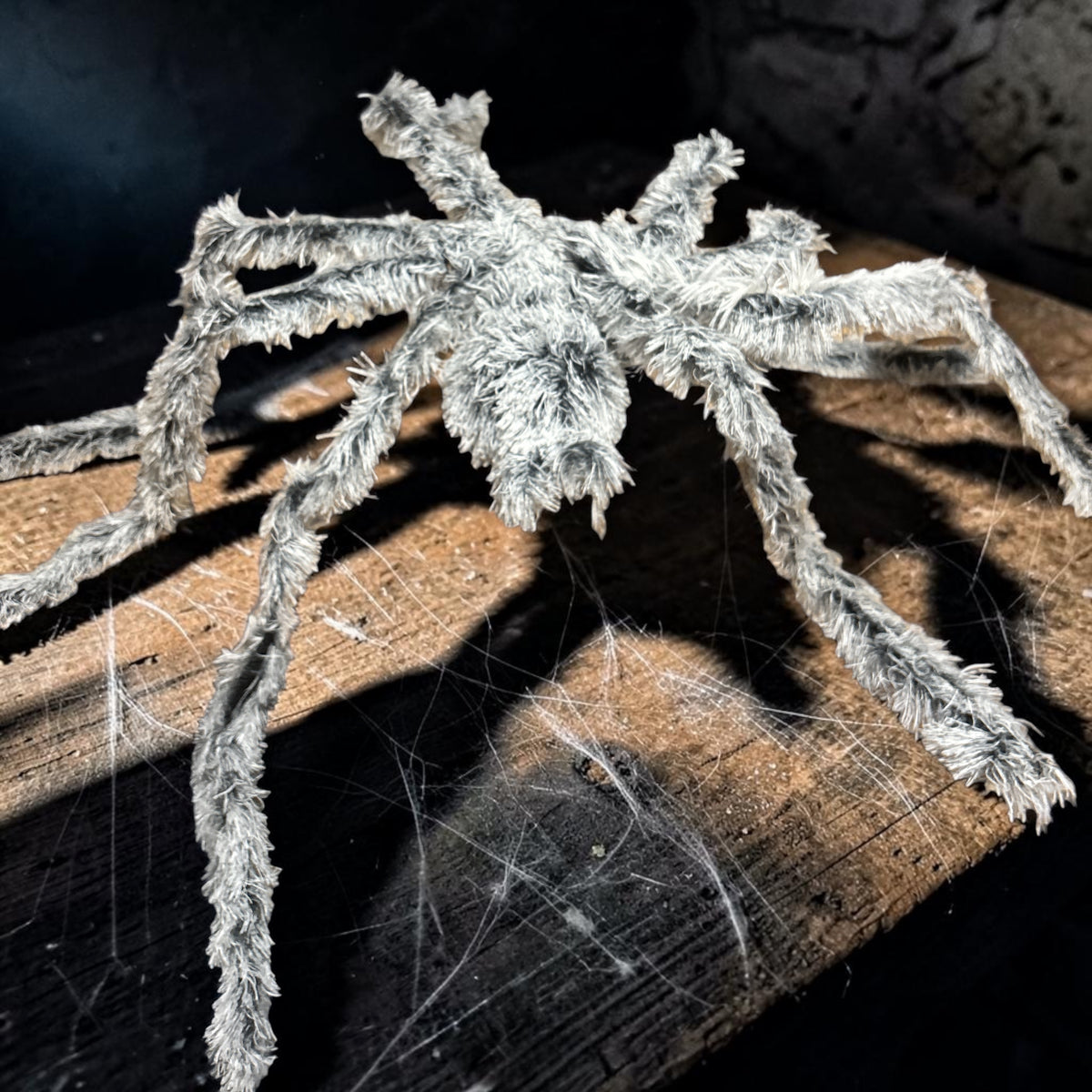 👻 XXL Spinne 140 cm – Halloween Deko – Leuchtende Augen – Sound & bewegliche Füße