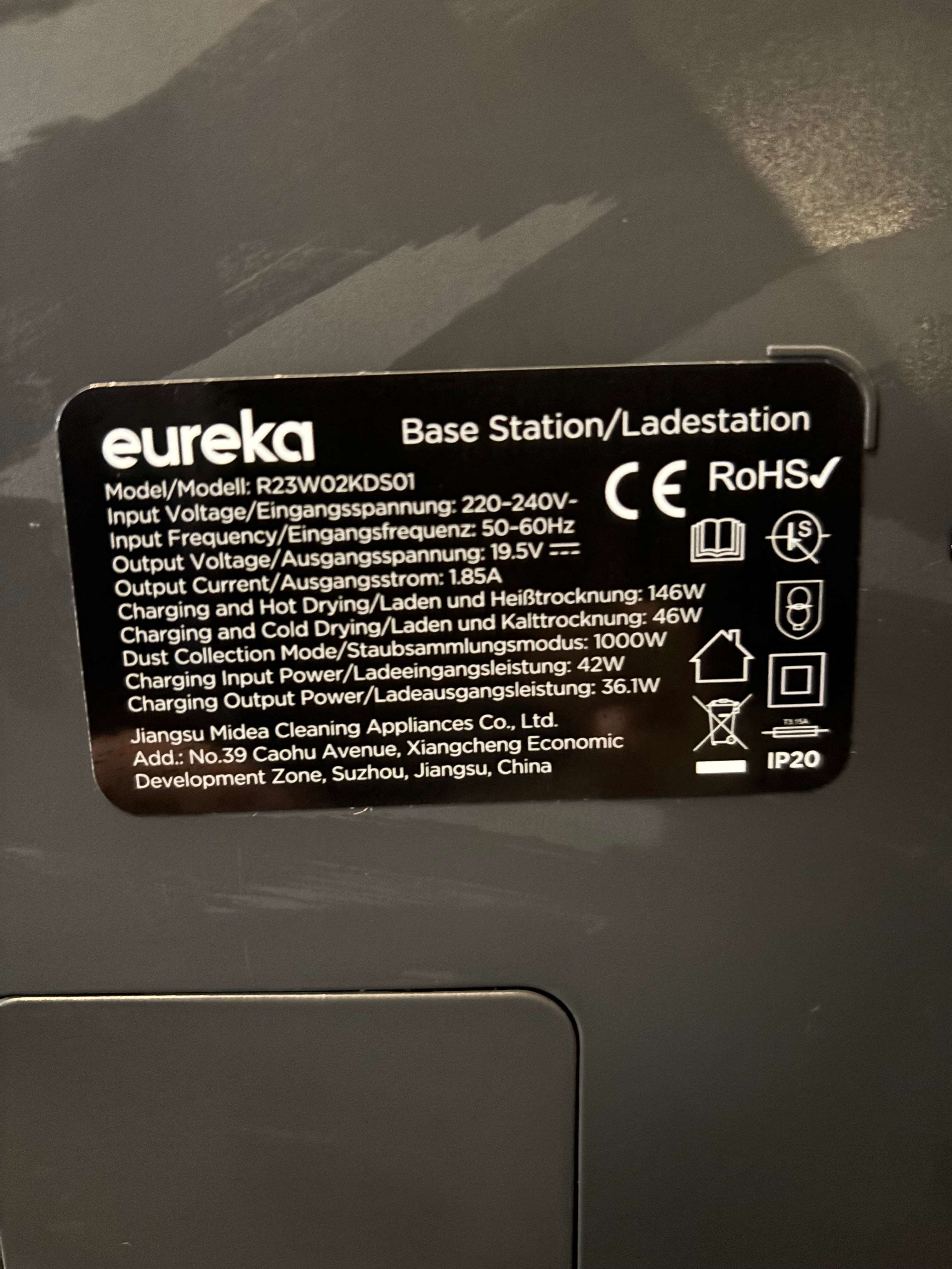 Saugroboter der Firma Eureka, Model: J15 Evo Ultra  mit Wischfunktion Absaugstation, 22000 Pa Saugkraft (Retoure, Gebraucht : Zustand sehr gut))