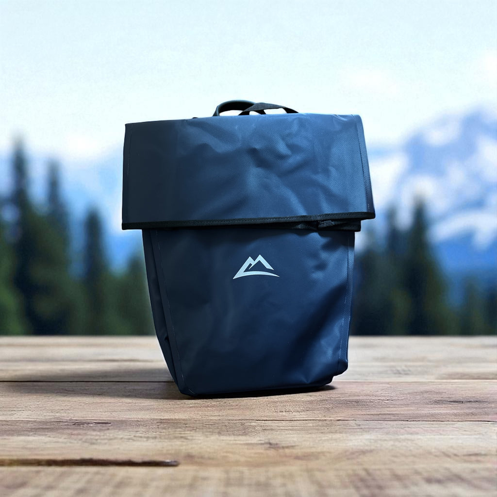 Nextcover  Multifunktionale Fahrradtasche für Gepäckträger 100% Wasserdicht I Fahrrad Tasche mit Reflektoren dunkel blau